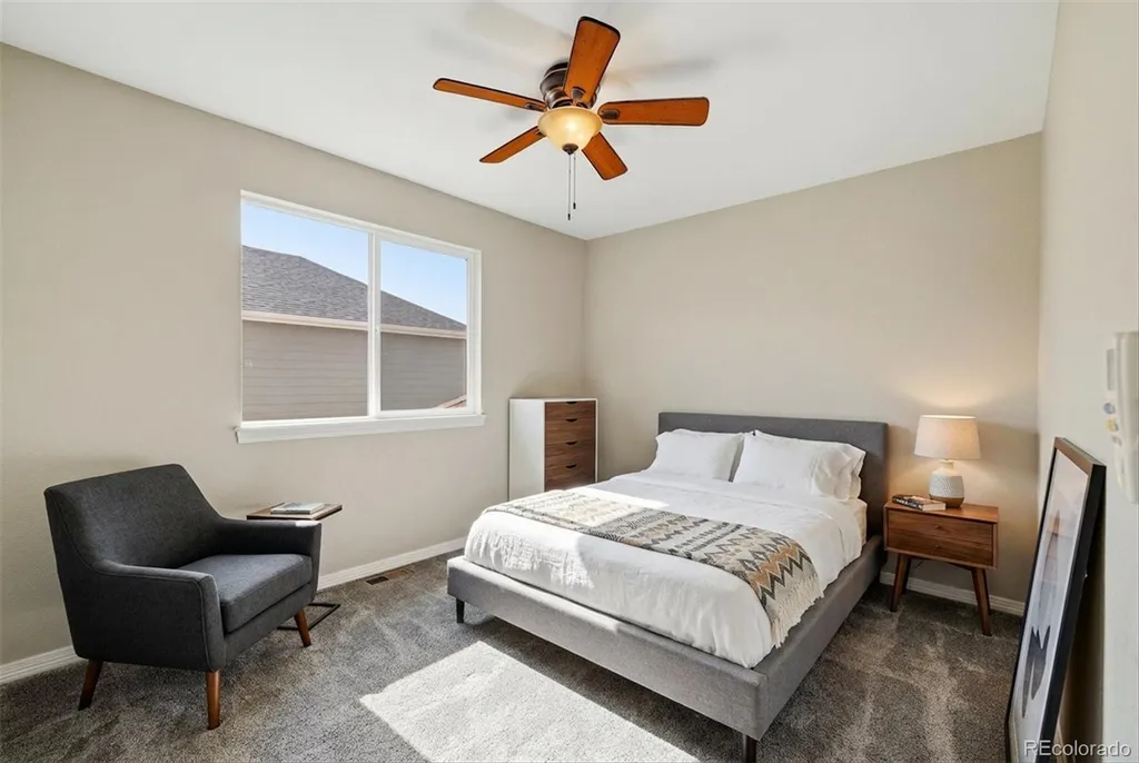 5507 Mustang Drive Longmont CO 80504