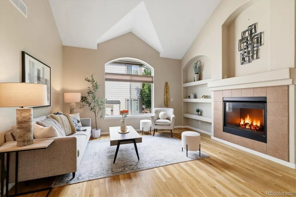 5507 Mustang Drive Longmont CO 80504