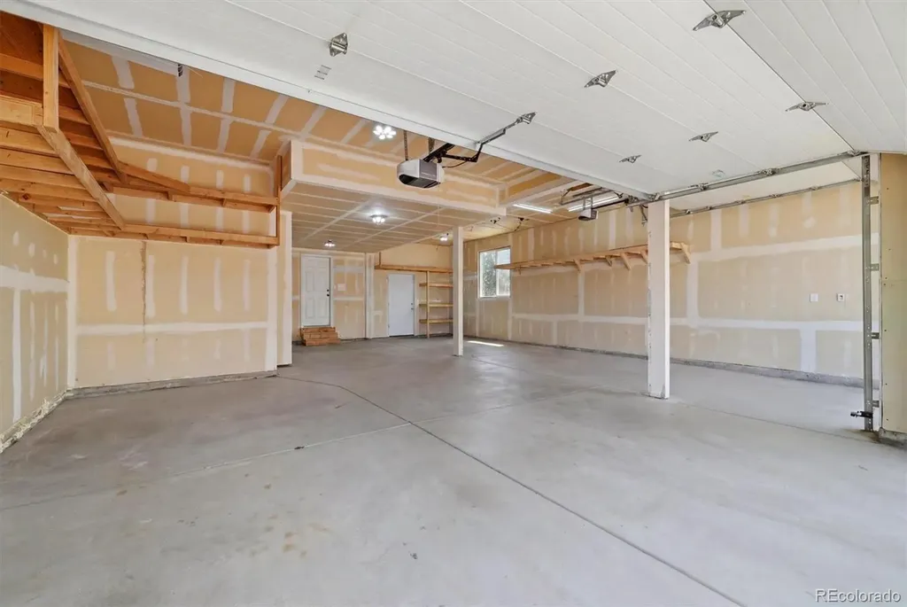 5507 Mustang Drive Longmont CO 80504