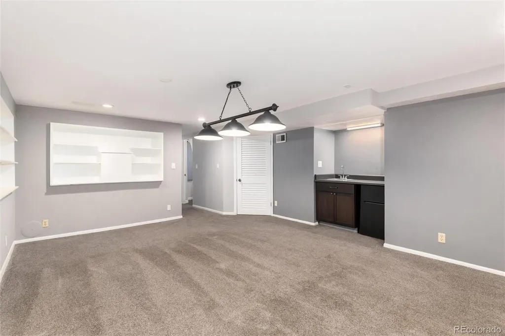 8074 S Trinchera Peak Littleton CO 80127