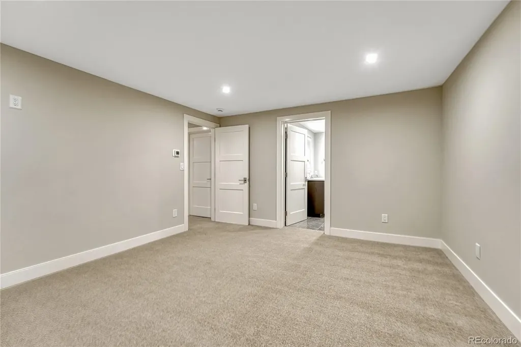 3080 E Flora Place Denver CO 80210