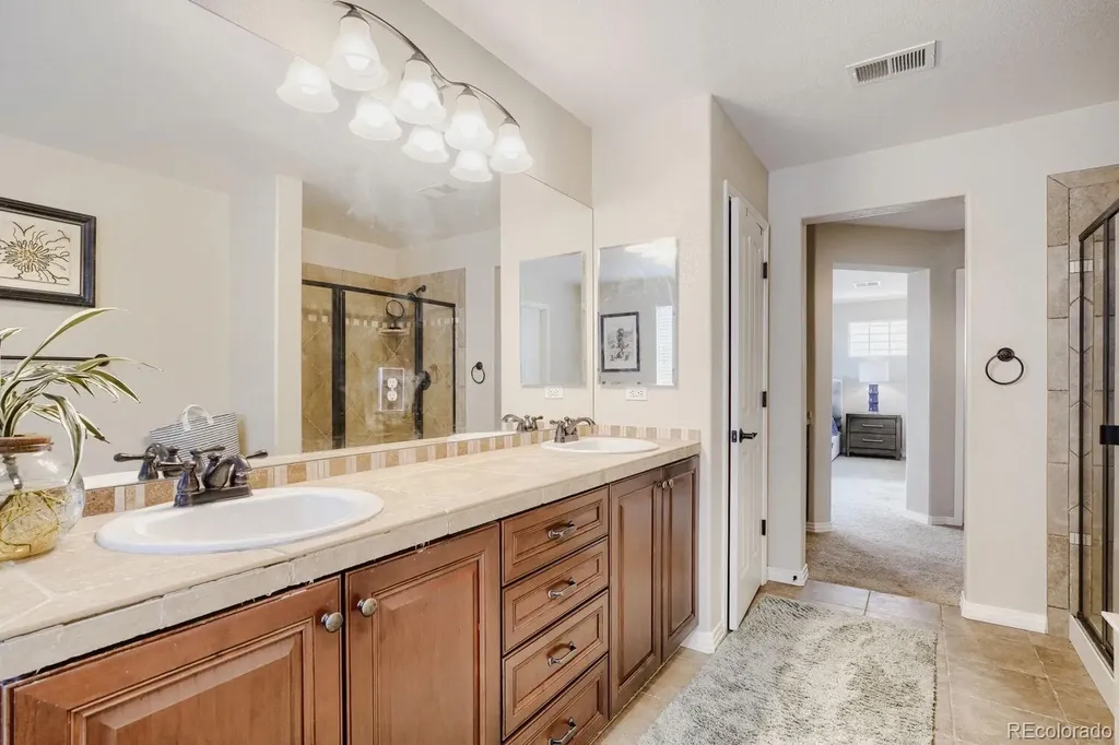 25332 E Indore Drive Aurora CO 80016