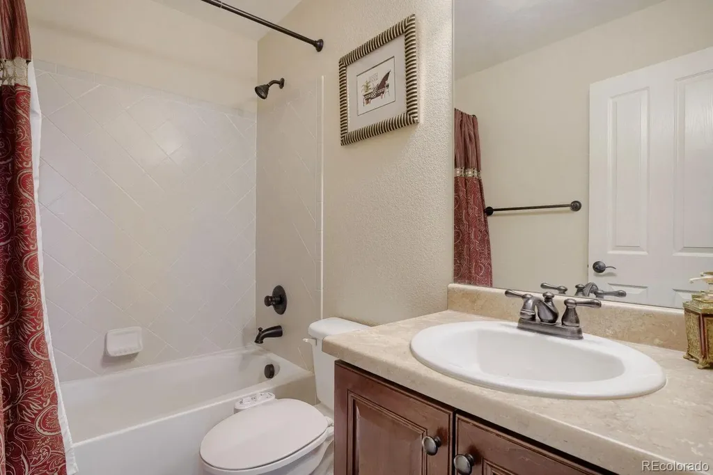 25332 E Indore Drive Aurora CO 80016
