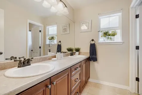 25332 E Indore Drive Aurora CO 80016