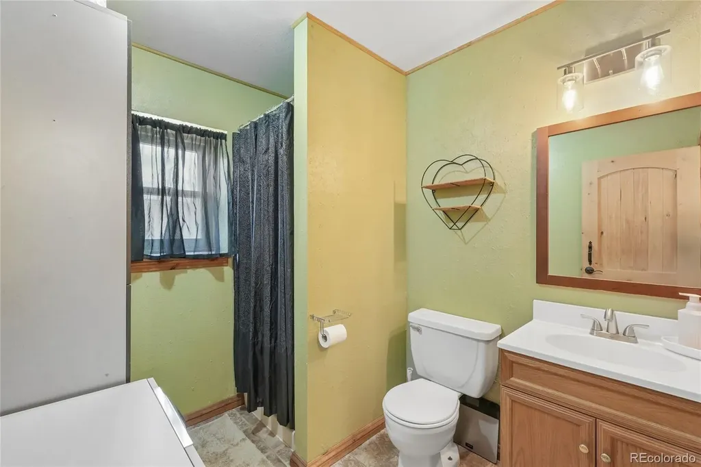 208 Madison Drive Bennett CO 80102