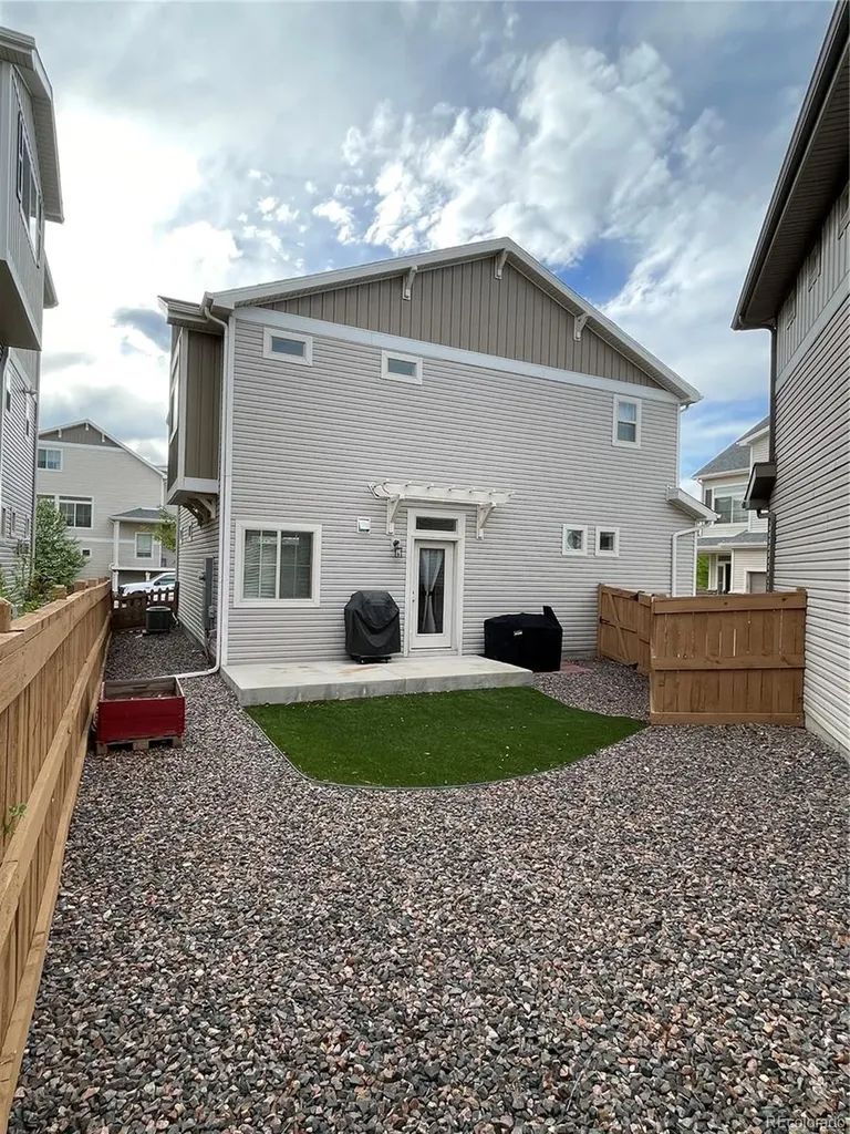 10224 Zeno Street Commerce City CO 80022