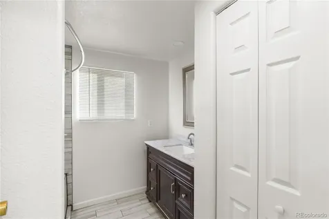 1095 Western Drive Colorado Springs CO 80915