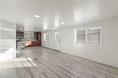 1095 Western Drive Colorado Springs CO 80915