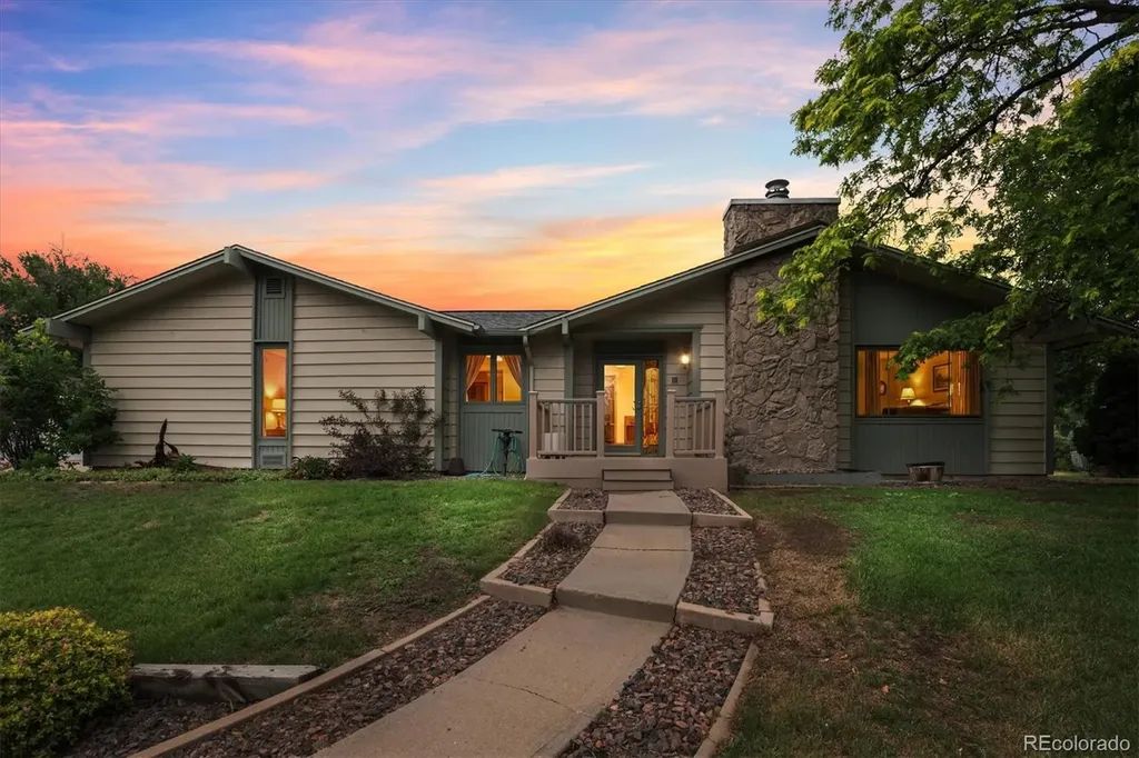 8 Walter Way Broomfield CO 80020