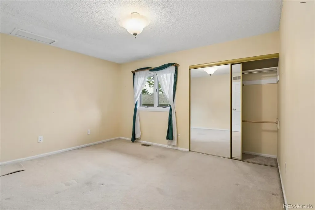 8 Walter Way Broomfield CO 80020
