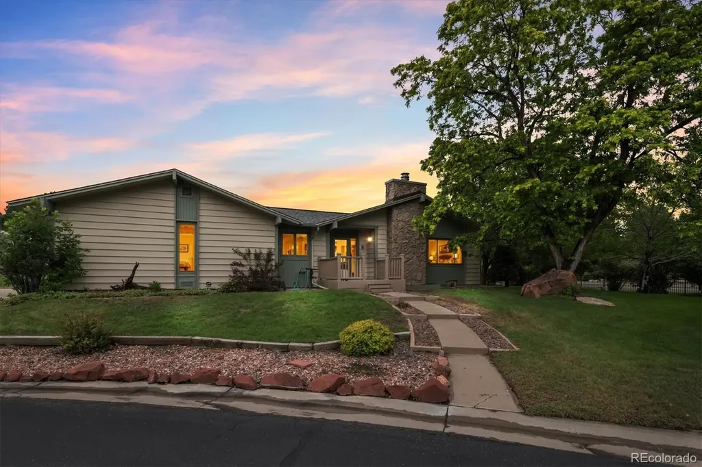 8 Walter Way Broomfield CO 80020