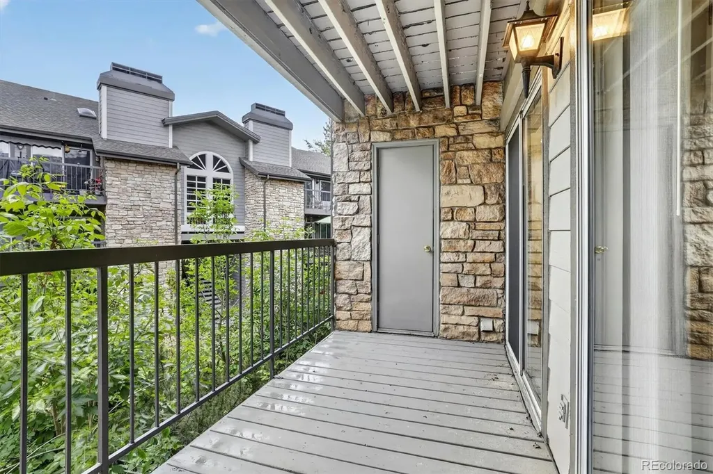 2575 S Syracuse Way Denver CO 80231