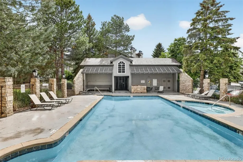 2575 S Syracuse Way Denver CO 80231