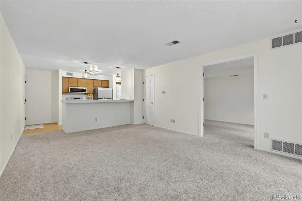 2575 S Syracuse Way Denver CO 80231