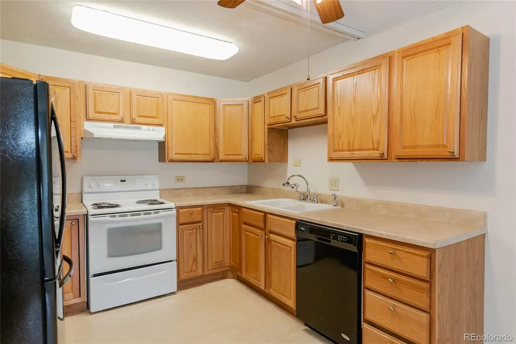 700 S Alton Way Denver CO 80247