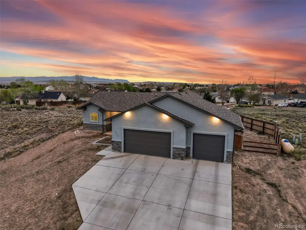 171 W Legend Drive Pueblo West CO 81007