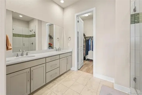 21996 E Allenspark Place Aurora CO 80016