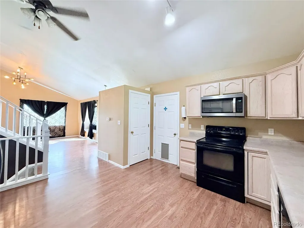 910 S Elgin Court Pueblo CO 81007