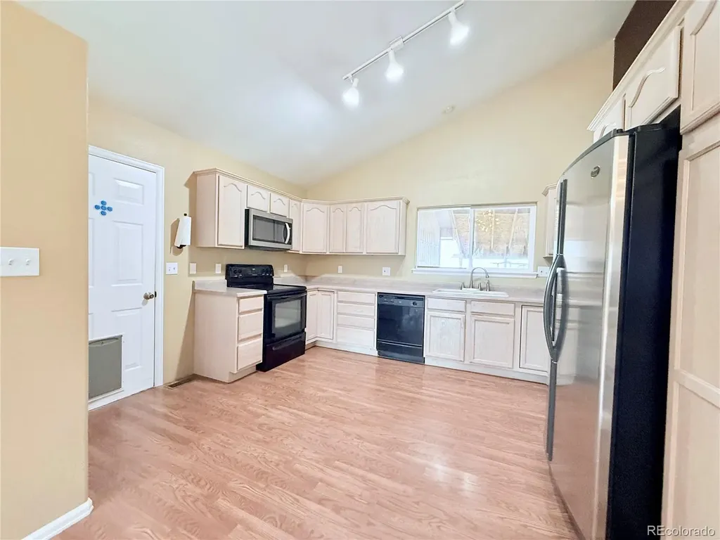 910 S Elgin Court Pueblo CO 81007