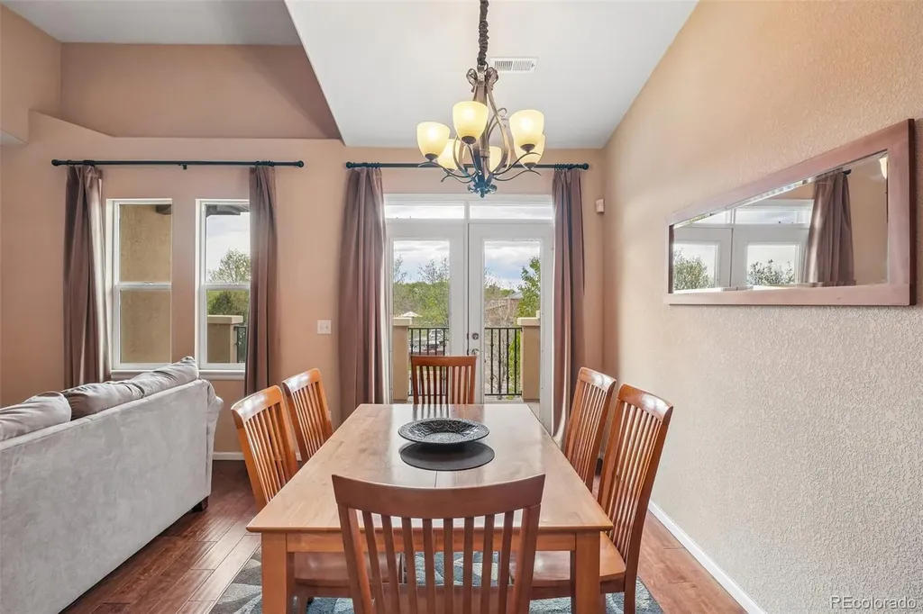 2468 Syracuse Street Denver CO 80238