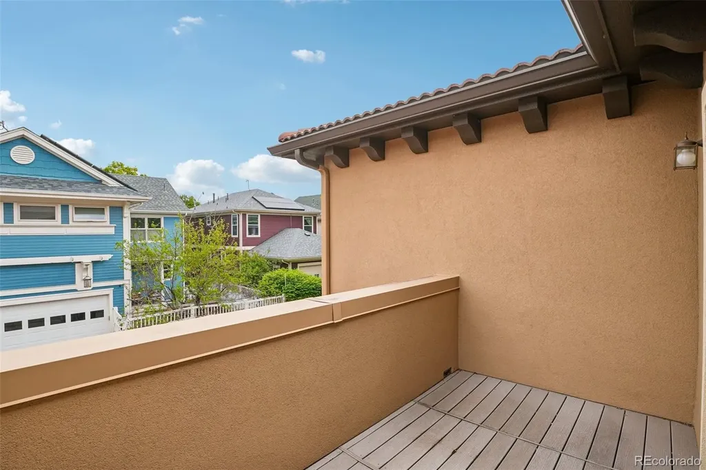 2468 Syracuse Street Denver CO 80238