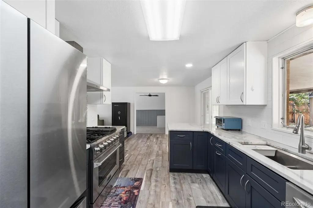 957 E 9th Avenue Broomfield CO 80020