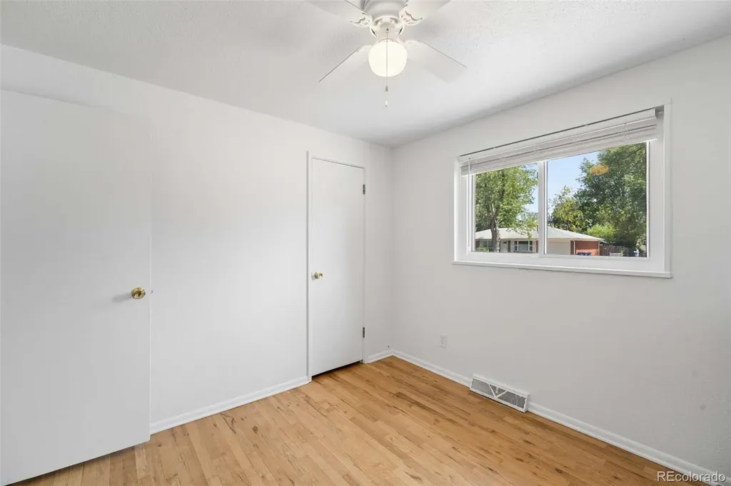 957 E 9th Avenue Broomfield CO 80020