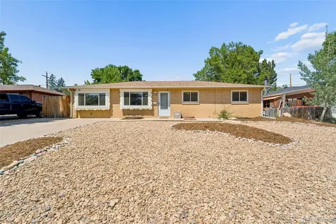 957 E 9th Avenue Broomfield CO 80020