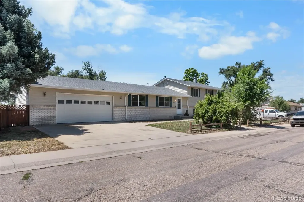 1112 Village Drive Fort Lupton CO 80621