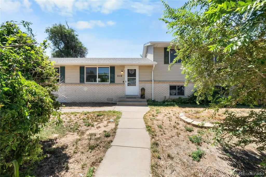 1112 Village Drive Fort Lupton CO 80621