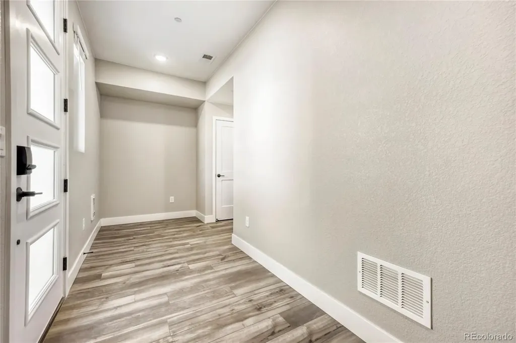 15558 W Washburn Avenue Lakewood CO 80228