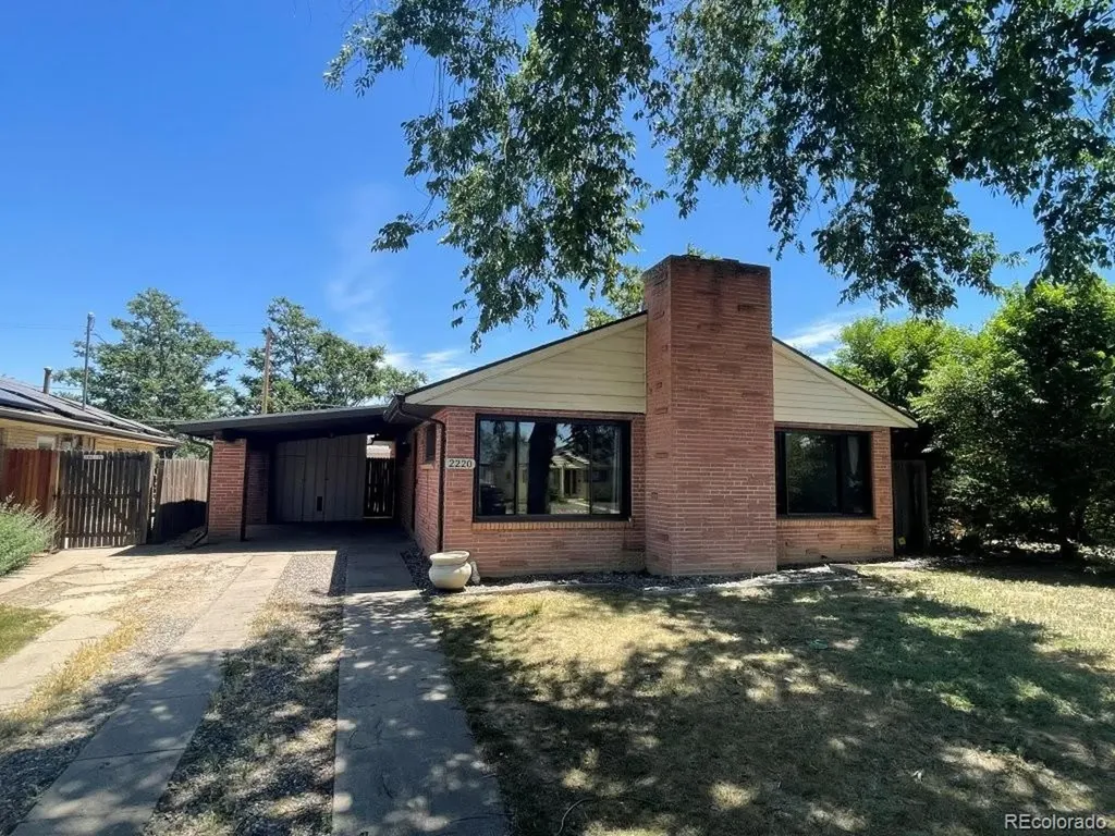 2220 Ironton Street Aurora CO 80014
