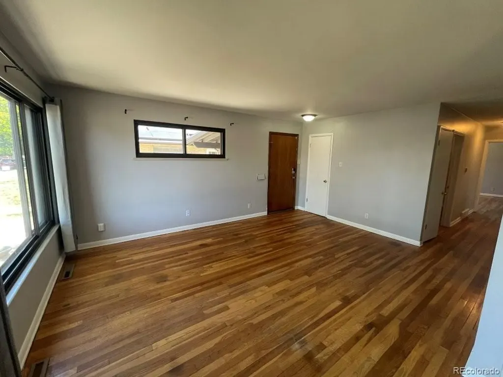2220 Ironton Street Aurora CO 80014