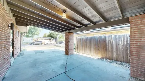 2220 Ironton Street Aurora CO 80014