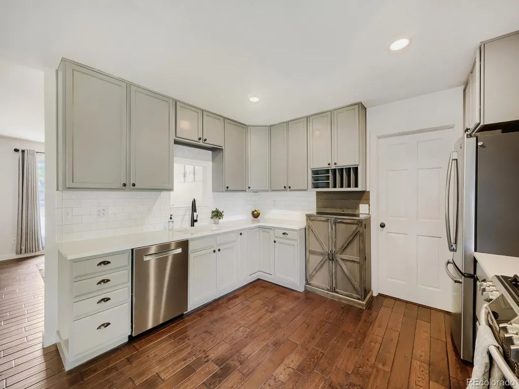 9559 W Eureka Place Lakewood CO 80227