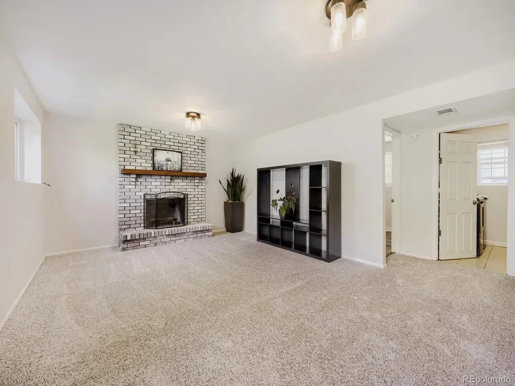 9559 W Eureka Place Lakewood CO 80227