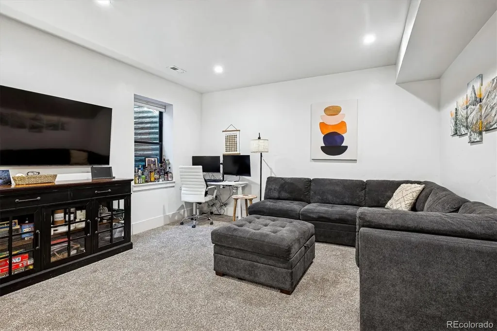 2645 W 39th Avenue Denver CO 80211