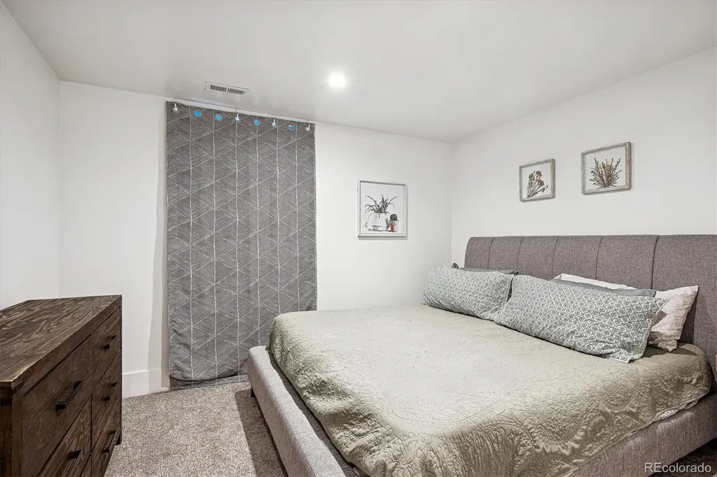 2645 W 39th Avenue Denver CO 80211