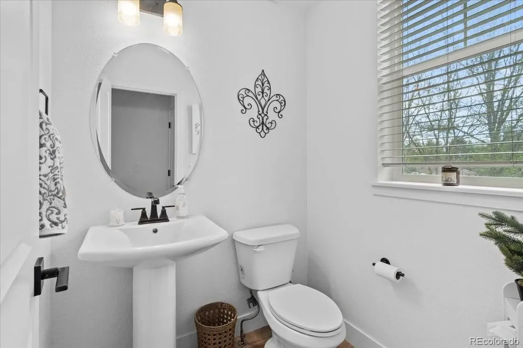 2842 Kendall Street Edgewater CO 80214