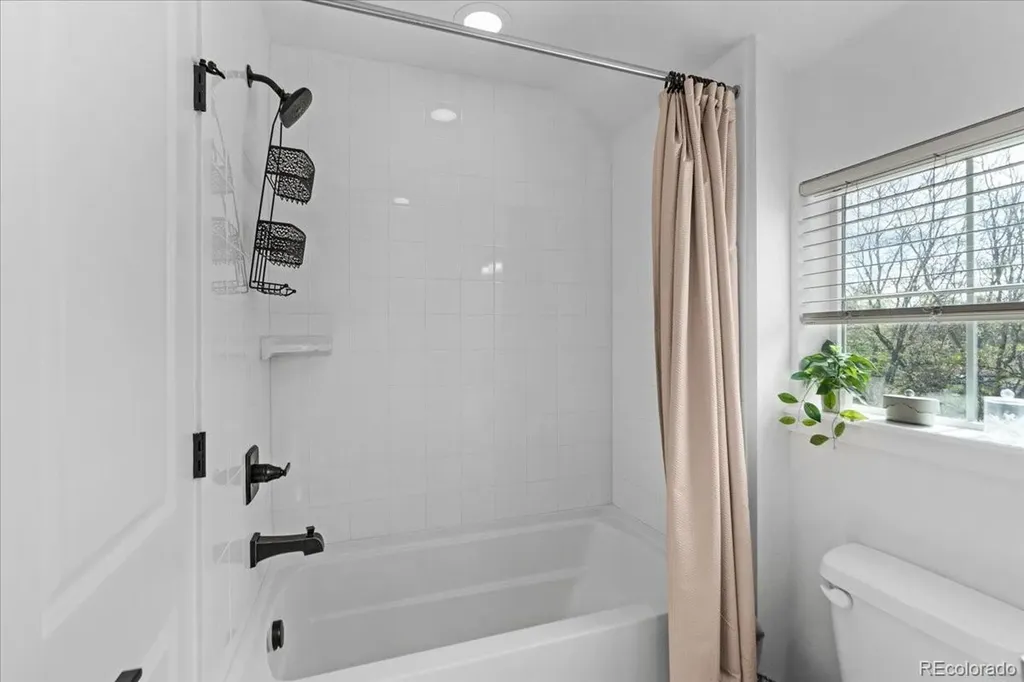 2842 Kendall Street Edgewater CO 80214