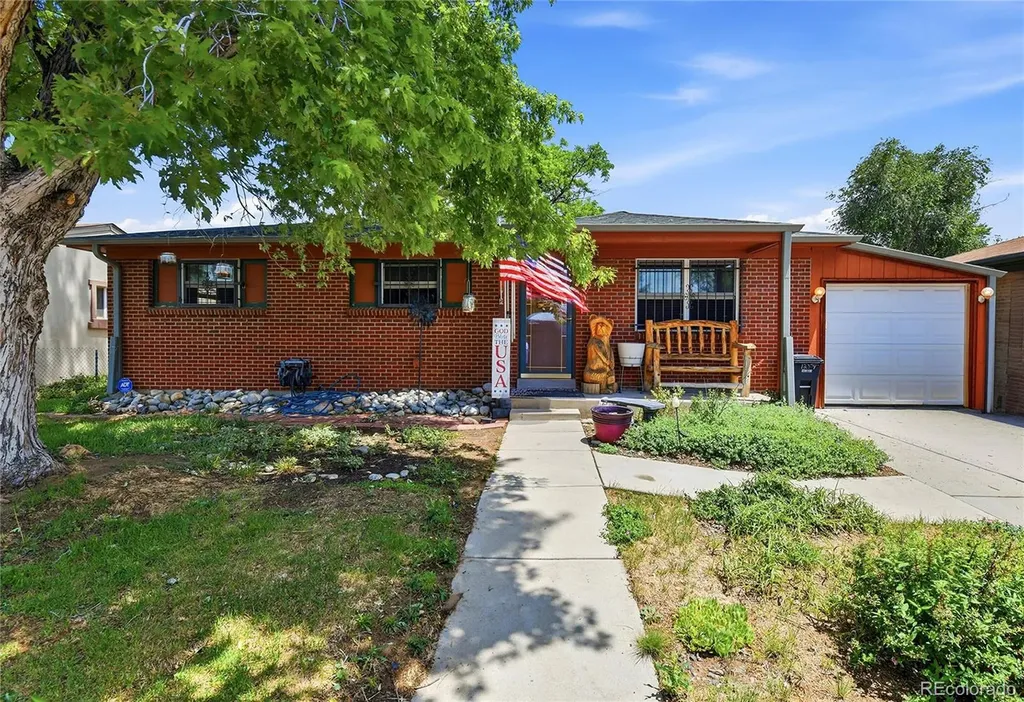 12374 Olmsted Drive Denver CO 80239