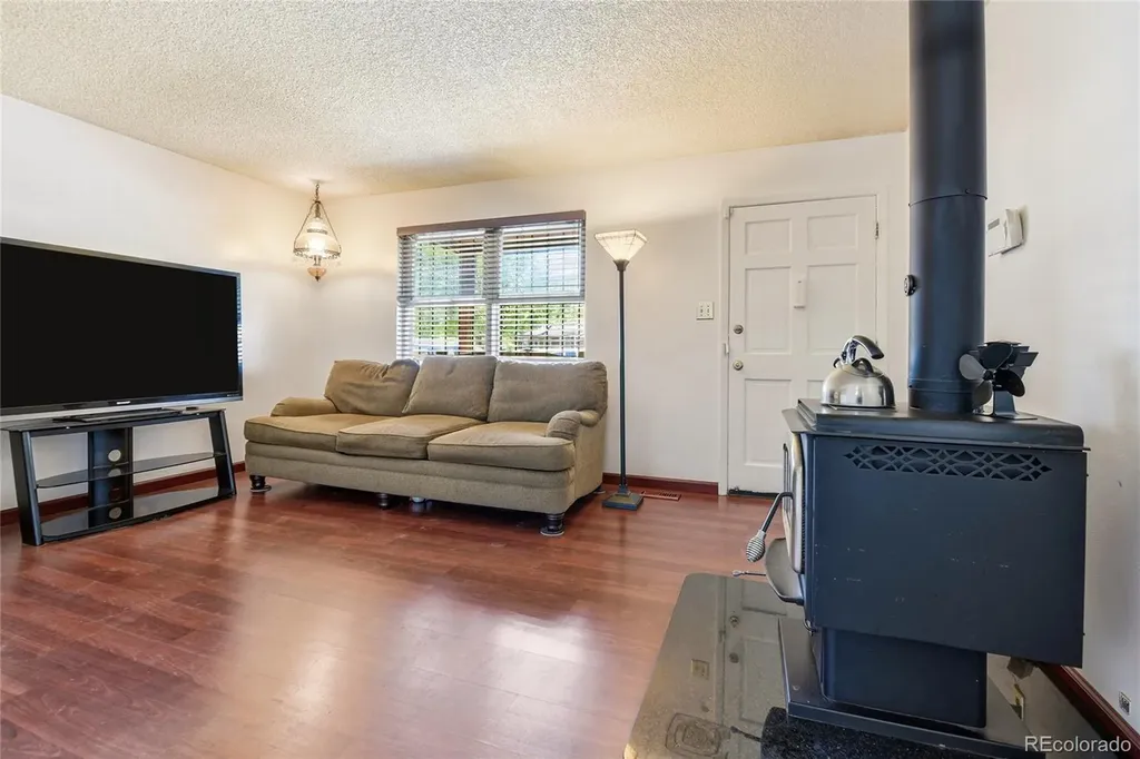 12374 Olmsted Drive Denver CO 80239