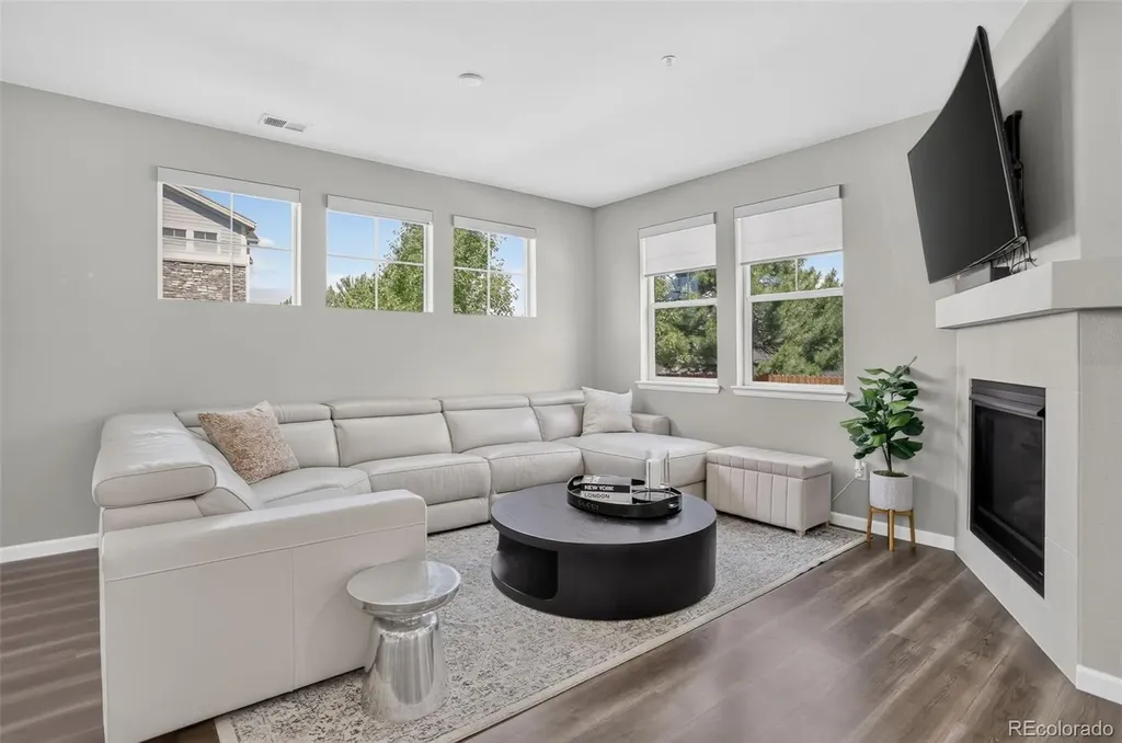 24847 E Calhoun Place Aurora CO 80016