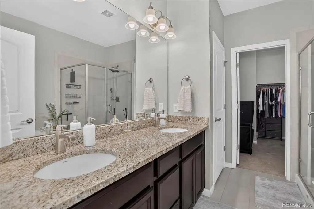 24847 E Calhoun Place Aurora CO 80016