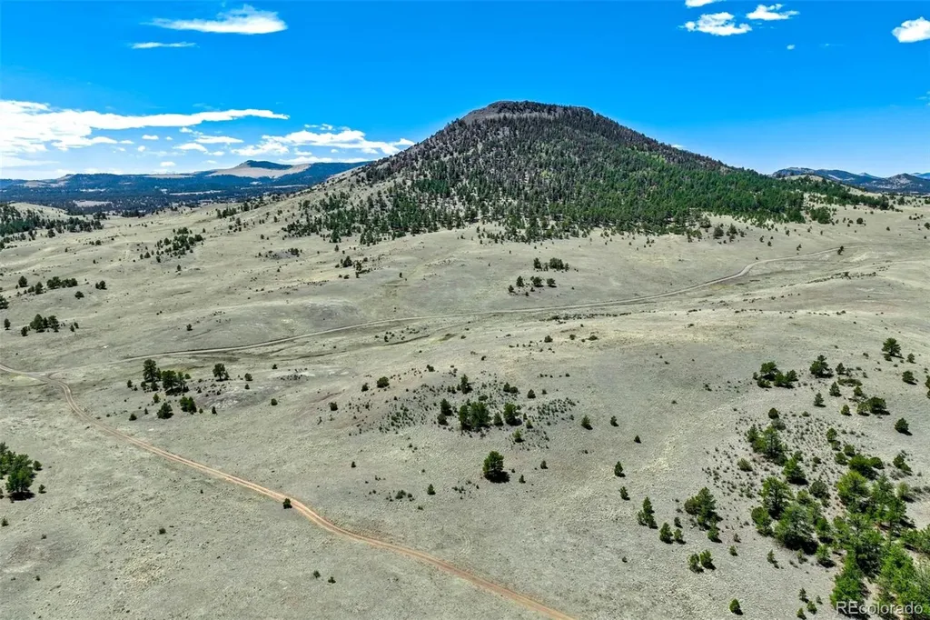00 Roan Trail Guffey CO 80820