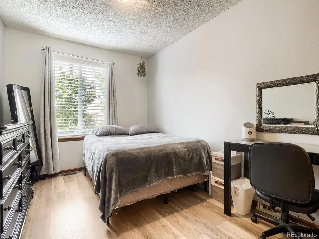 2153 S Ventura Street Aurora CO 80013