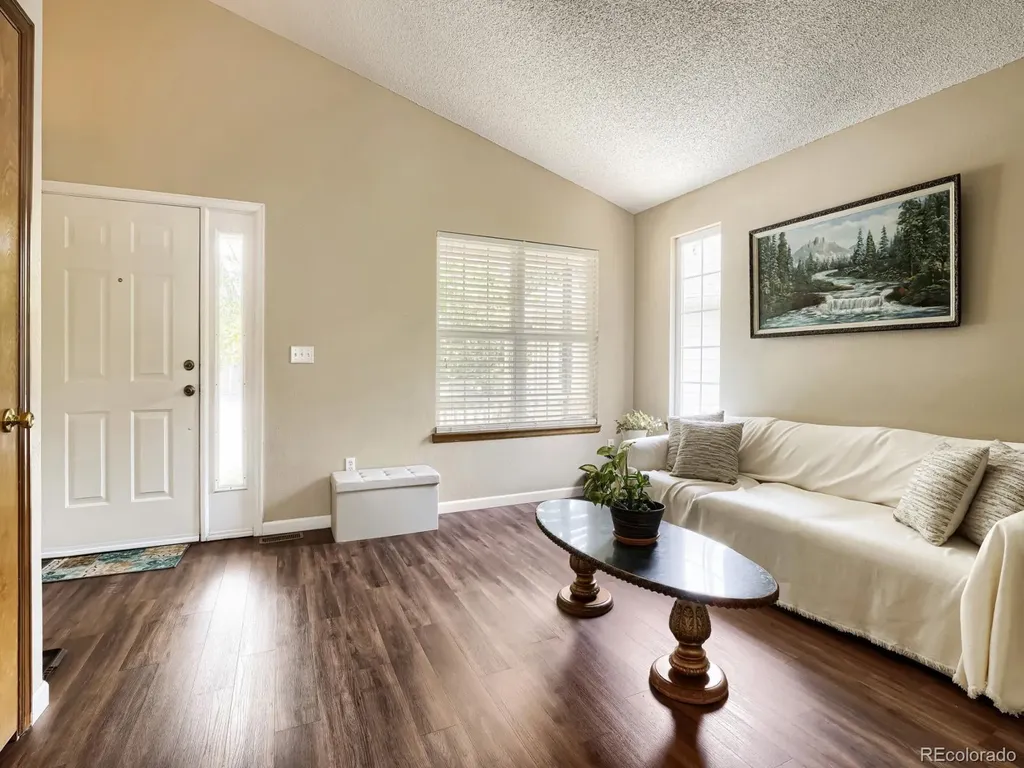 2153 S Ventura Street Aurora CO 80013