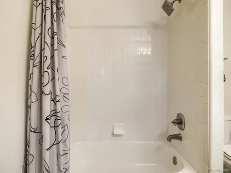 2153 S Ventura Street Aurora CO 80013