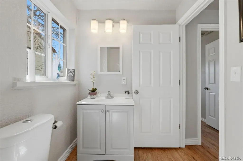 1372 Lima Street Aurora CO 80010