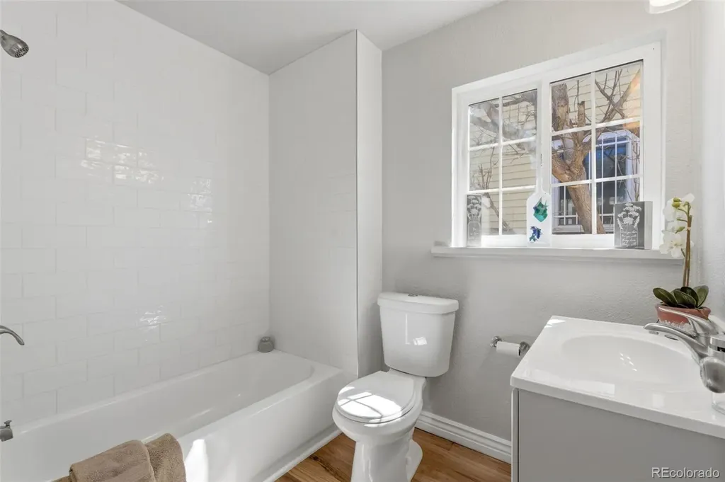 1372 Lima Street Aurora CO 80010
